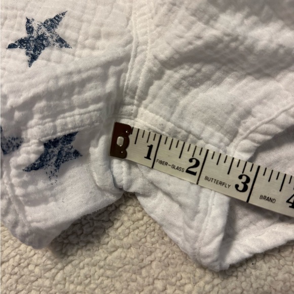 Splendid Paperbag Gauze Stars Shorts - Picture 8 of 12